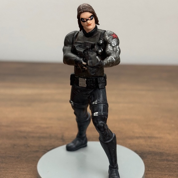 Disney Store MARVEL Comics Avengers WINTER SOLDIER Action Figure Toy Collectible - Picture 1 of 9
